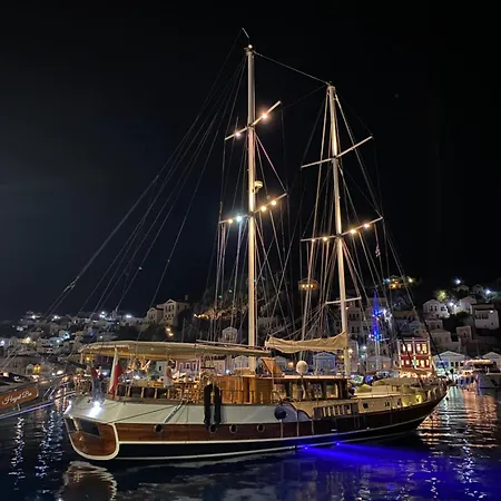 Hayat Bu, Boot بوتيل *