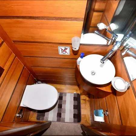 Hotel en barco Hayat Bu, Boot *