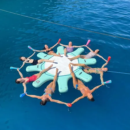 Hayat Bu, Boot Hotel en barco Fethiye