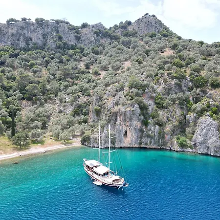 Hayat Bu, Boot * Fethiye